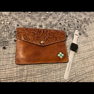 Patricia Nash beautiful leather hand clutch!